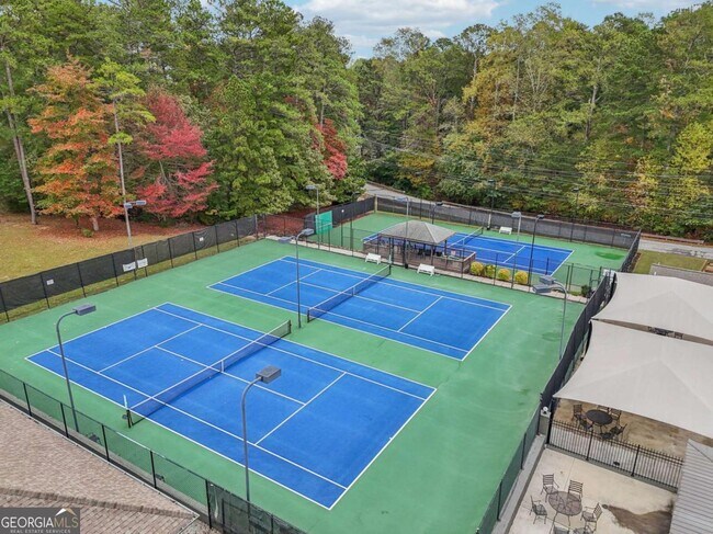 Building Photo - 7379 N Mitchell Ct