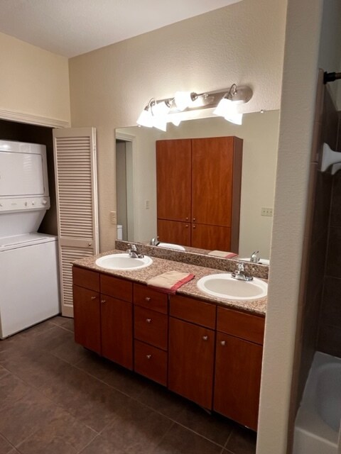 Building Photo - 8434 Walerga Rd