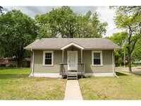 Building Photo - 3555 N Queen Ave