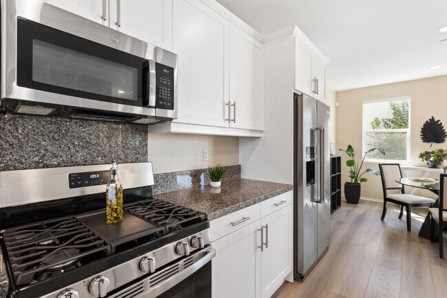 Building Photo - 9548 Greenley Pl