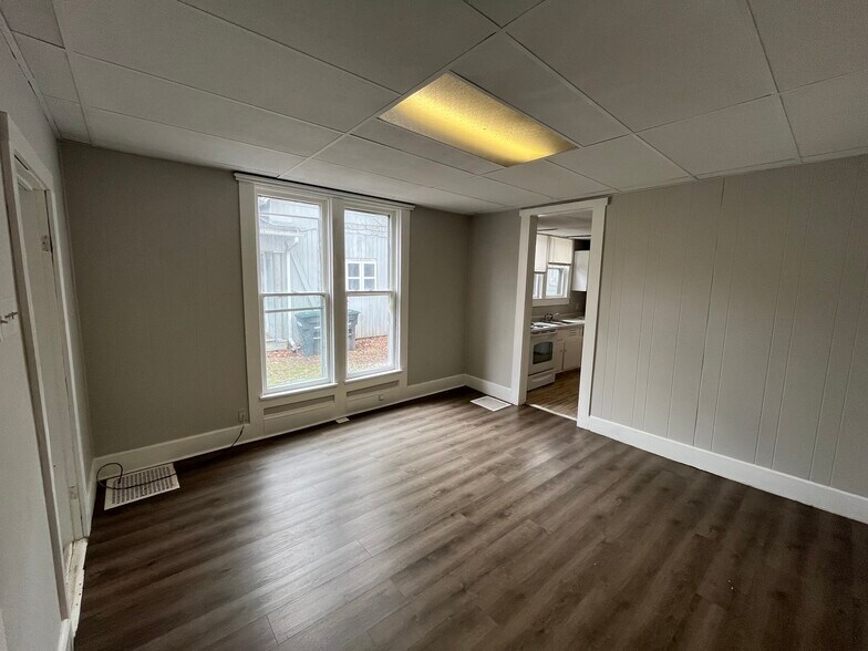 Building Photo - 417 S Council St