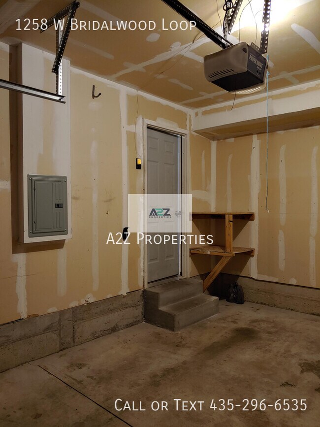 Building Photo - 1258 W Bridlewood Lp