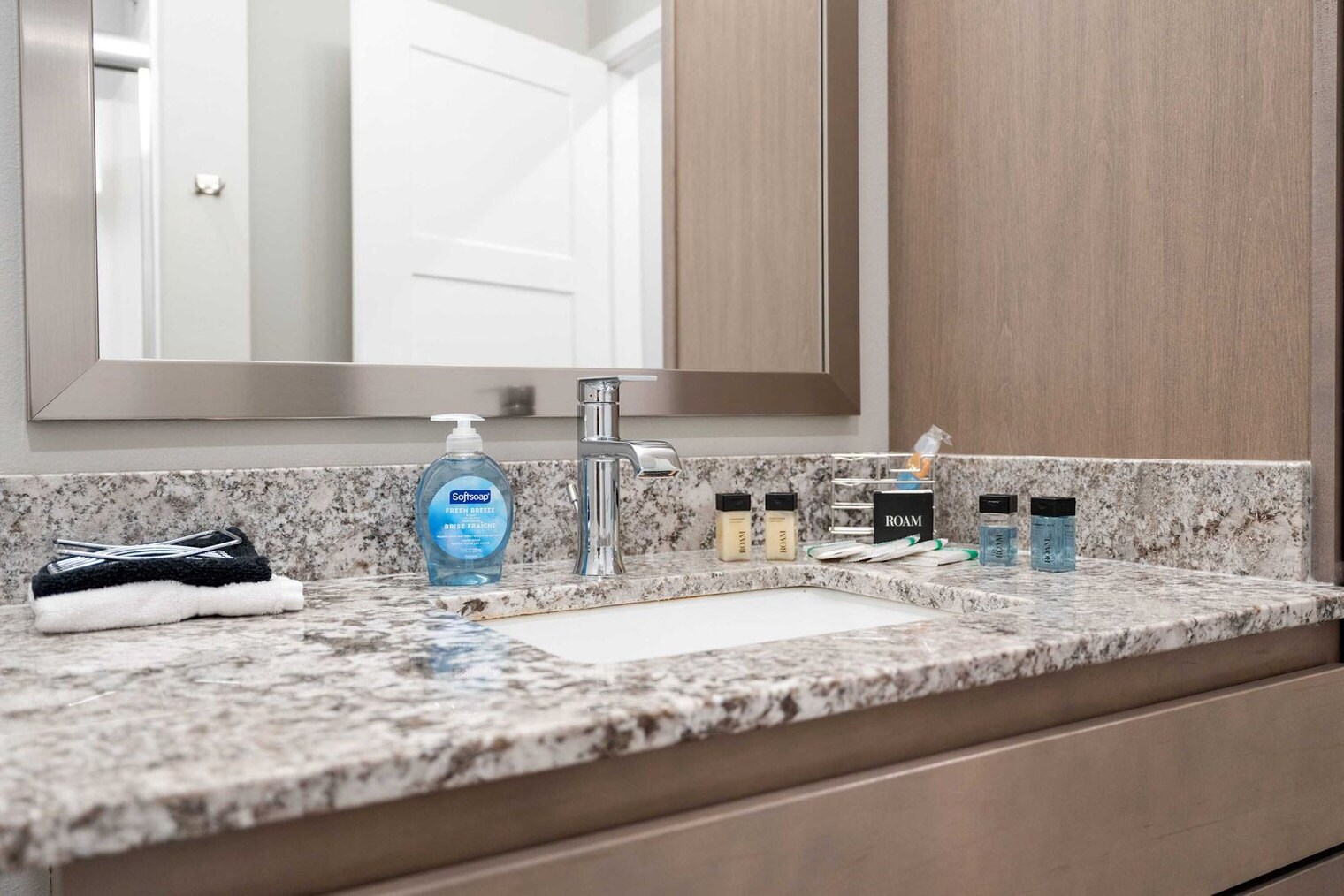 Building Photo - 601 Sand Pearl Ln