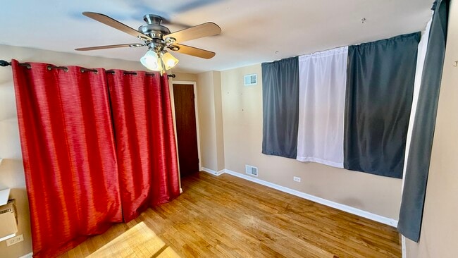 Building Photo - 1232 W Jefferson Ave