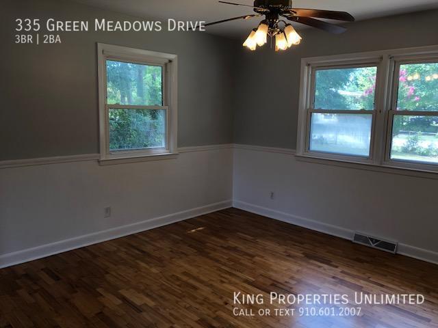 Building Photo - 335 Green Meadows Dr