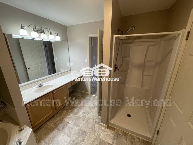 Building Photo - 526 Nanticoke Ct