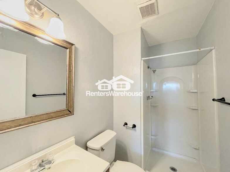 Building Photo - 5775 Albright Dr