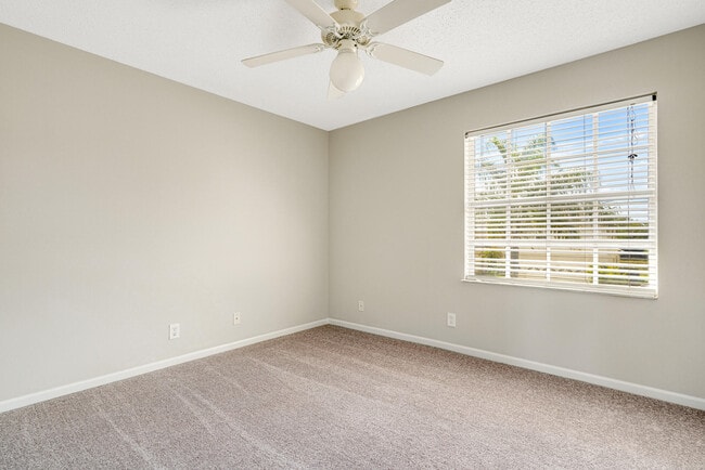 Building Photo - 7787 Springfield Lake Dr