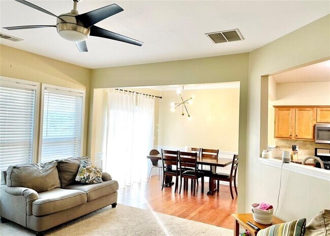 Building Photo - 5430 Crestwick Wy