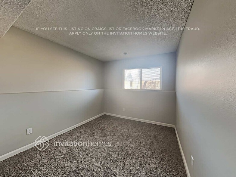 Building Photo - 16735 Blue Mist Cir