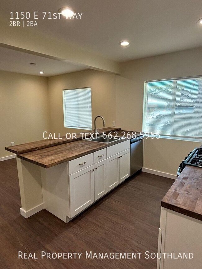 Building Photo - 2 Bedroom 2 Bath Home Available Now!