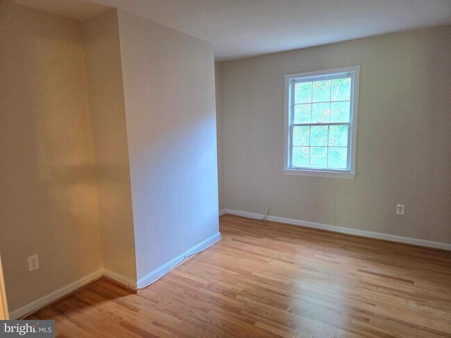 Building Photo - 1117 Brentfield Dr
