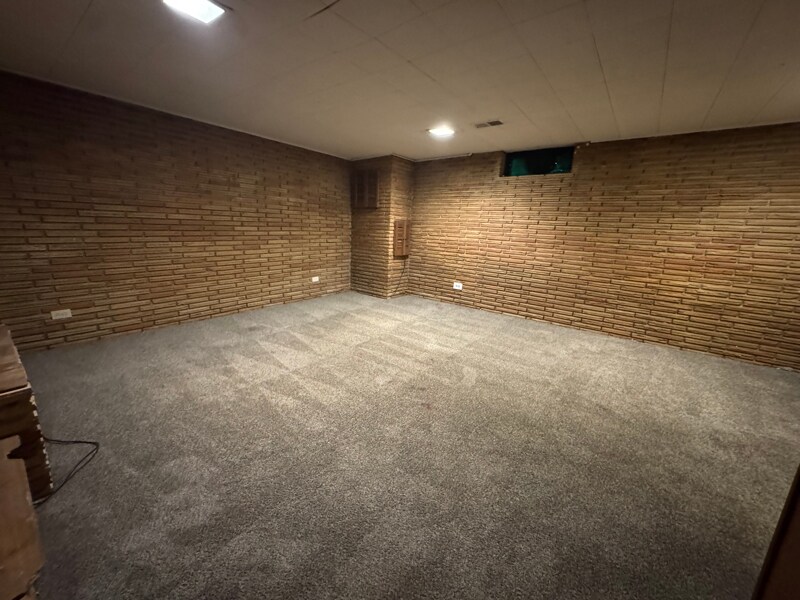 Building Photo - 8944 Skokie Blvd