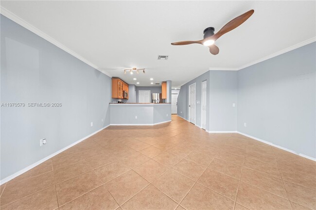 Building Photo - 5905 Abbey Rd