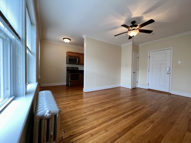 4245 West Pine Blvd. Studio A (103, 203, 303) - 4245 West Pine Ave