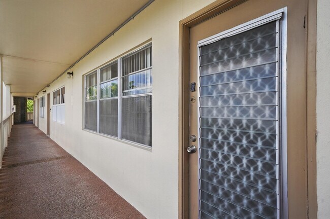 Building Photo - 2401 Antigua Cir