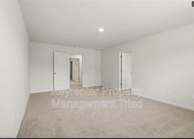 Building Photo - 7448 Buckpasser Dr