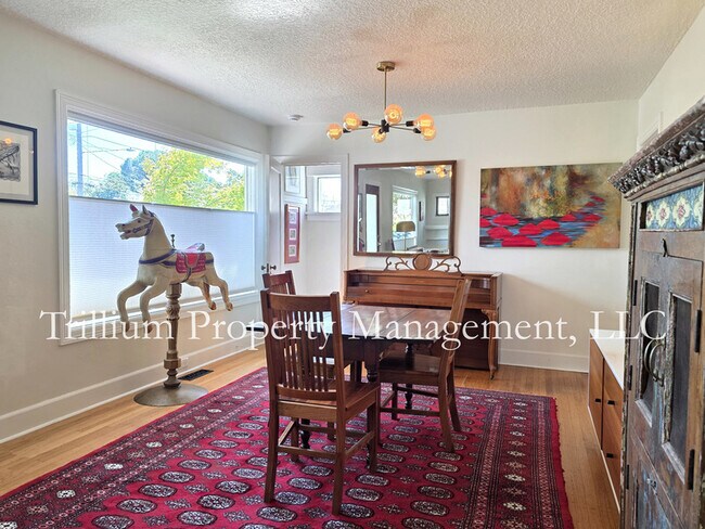 Building Photo - 3015 NE 67th Ave