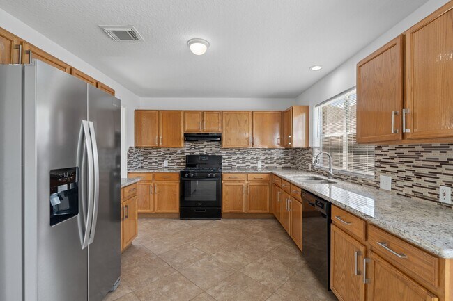 Building Photo - 3139 Silver Cedar Trail