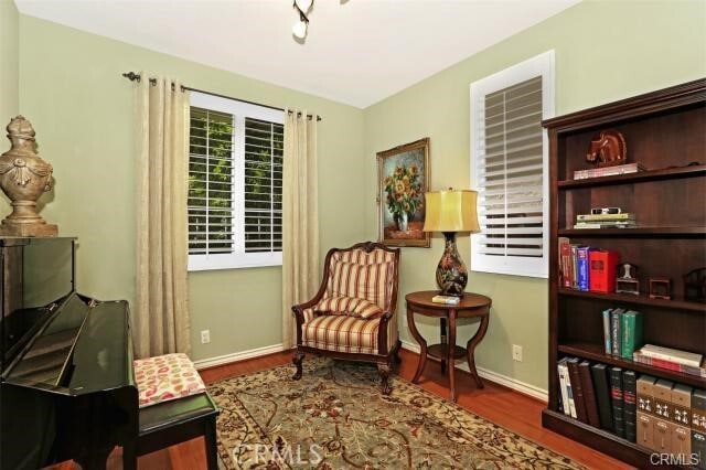 Building Photo - 87 Wonderland