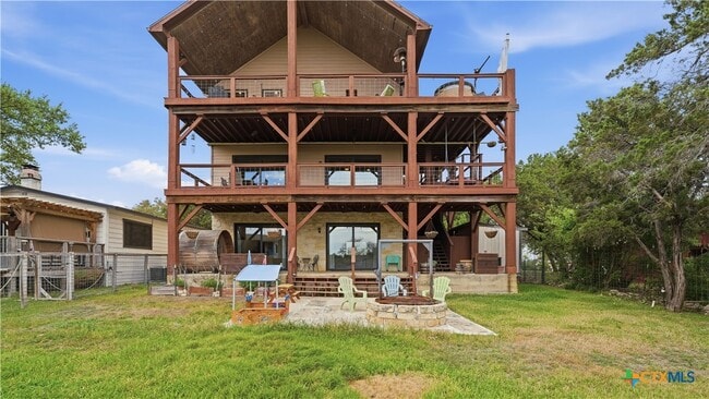 Building Photo - 628 Country Ln Dr