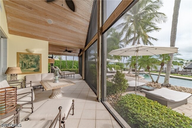 Building Photo - 883 Galleon Dr