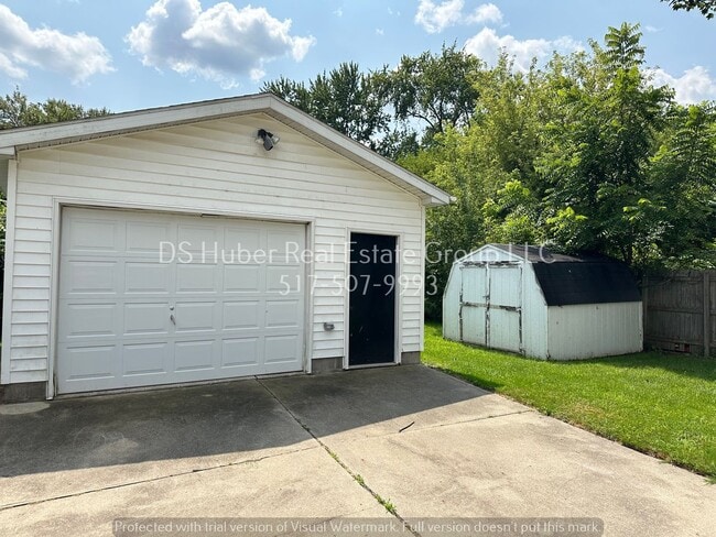 Building Photo - 307 Astor Ave