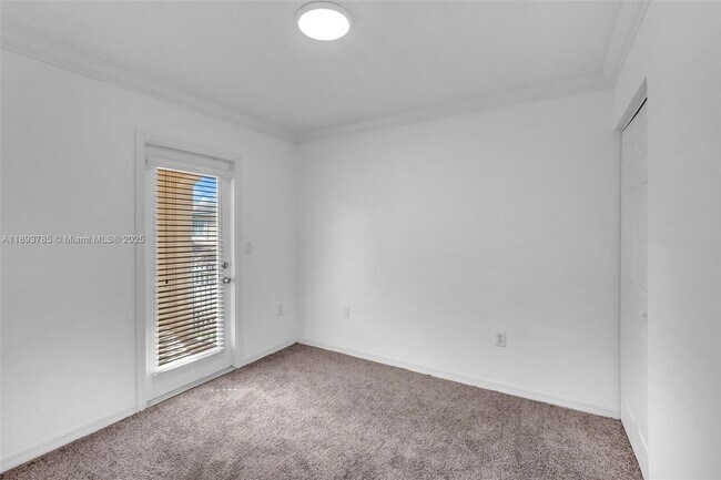 Building Photo - 2279 NW 170th Ave