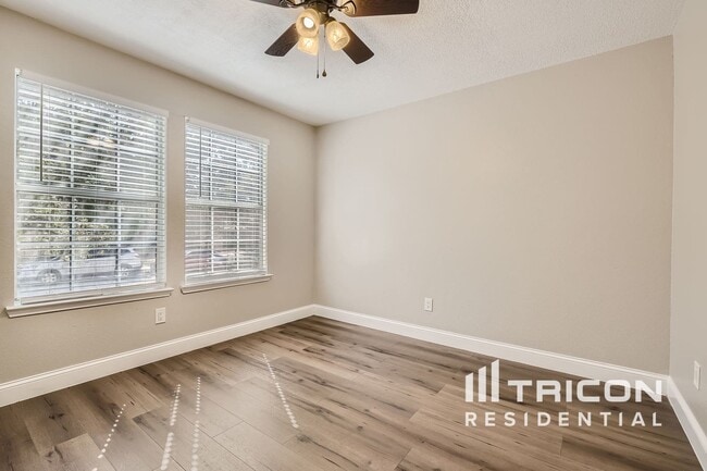 Building Photo - 2949 Monticello Ln