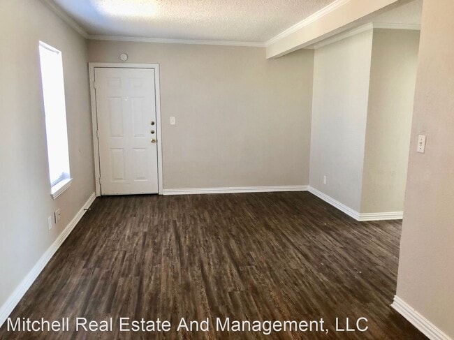 Building Photo - 3 br, 1 bath House - 207 Love St. Apt. 112