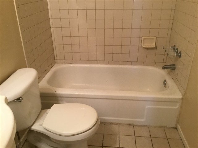 Building Photo - 7893 W Pasadena Ave