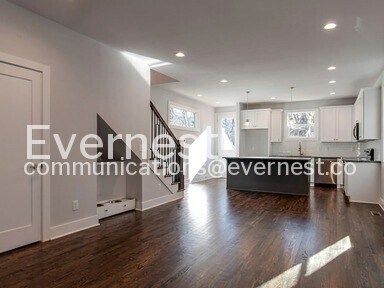 Building Photo - 3-Bed/3-Bath Home/Available Soon!