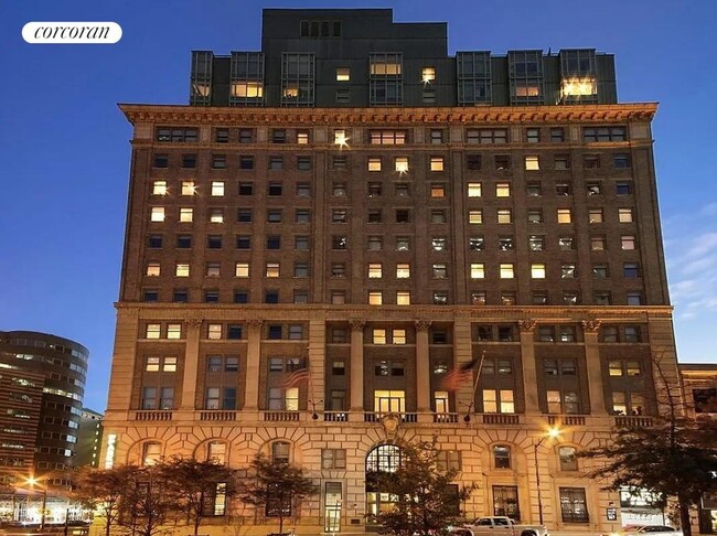 Building Photo - 110 Livingston St