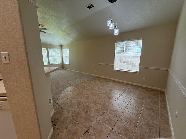 Building Photo - 6022 Mettler Ln