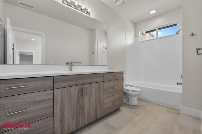 Building Photo - Brand New 3-Bedroom Townhome in Crimson Pa...
