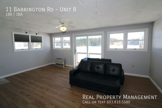 Building Photo - Spacious Waterfront 1 Bedroom on North Riv...