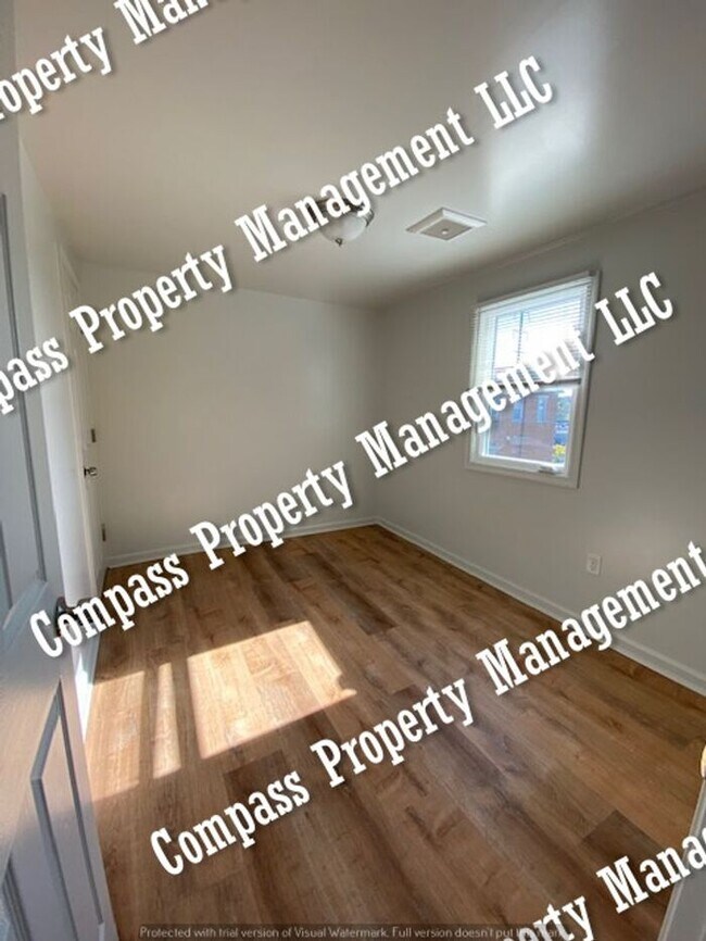 Building Photo - $1645 - 4 Bed, 2 Bath Home - Parkesburg
