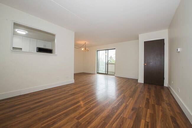 Building Photo - 1463 Mercury Dr