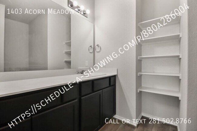 Building Photo - 1403 Acorn Mdw St