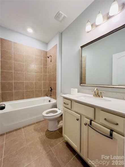 Building Photo - 11262 Serenity Farm Dr