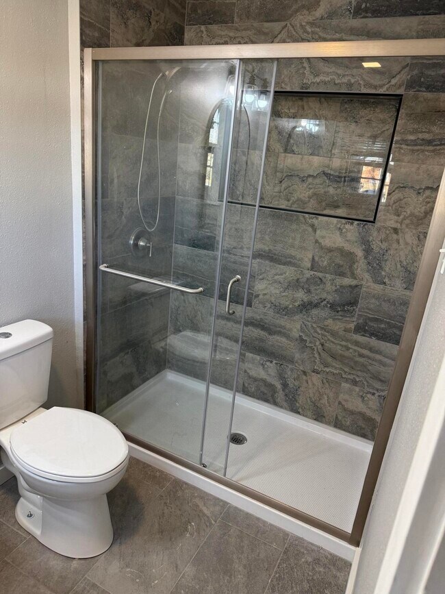 Building Photo - 4315 59th St