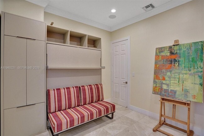 Building Photo - 1529 Shoreline Way