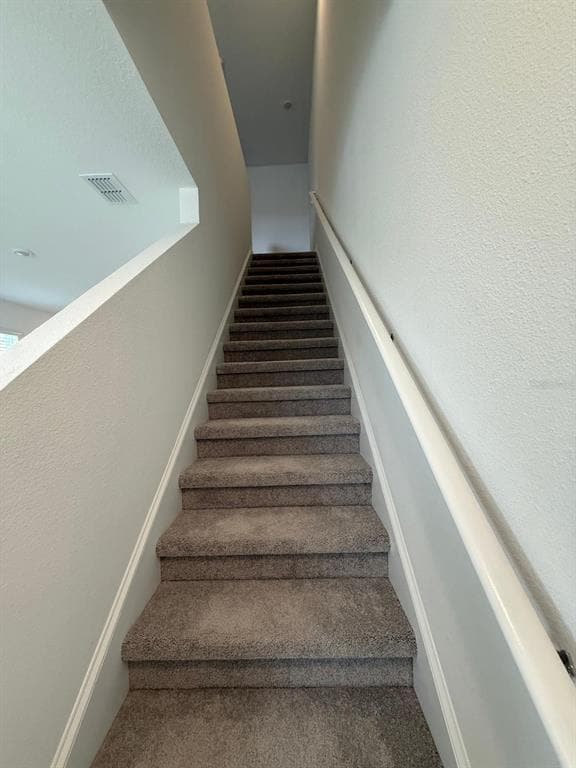 Building Photo - 2976 Skyline Lp