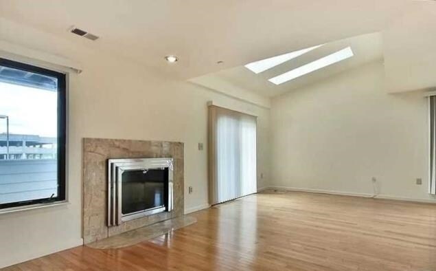 Building Photo - 833 Topsail Ln