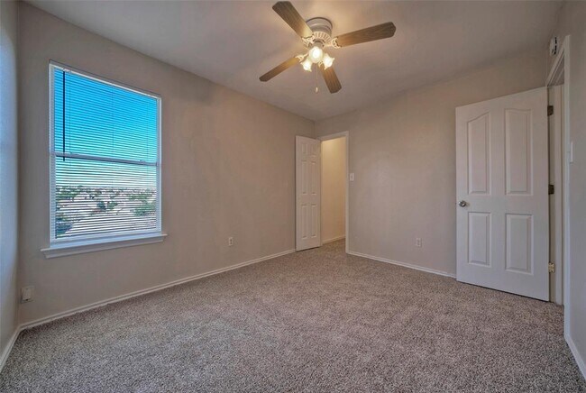 Building Photo - 257 Prairie Verbena Dr