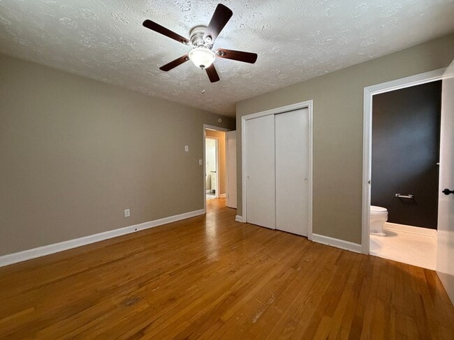 Building Photo - Nice 3 bedroom/1.5 bath home for rent in E. Morristown, Tennessee