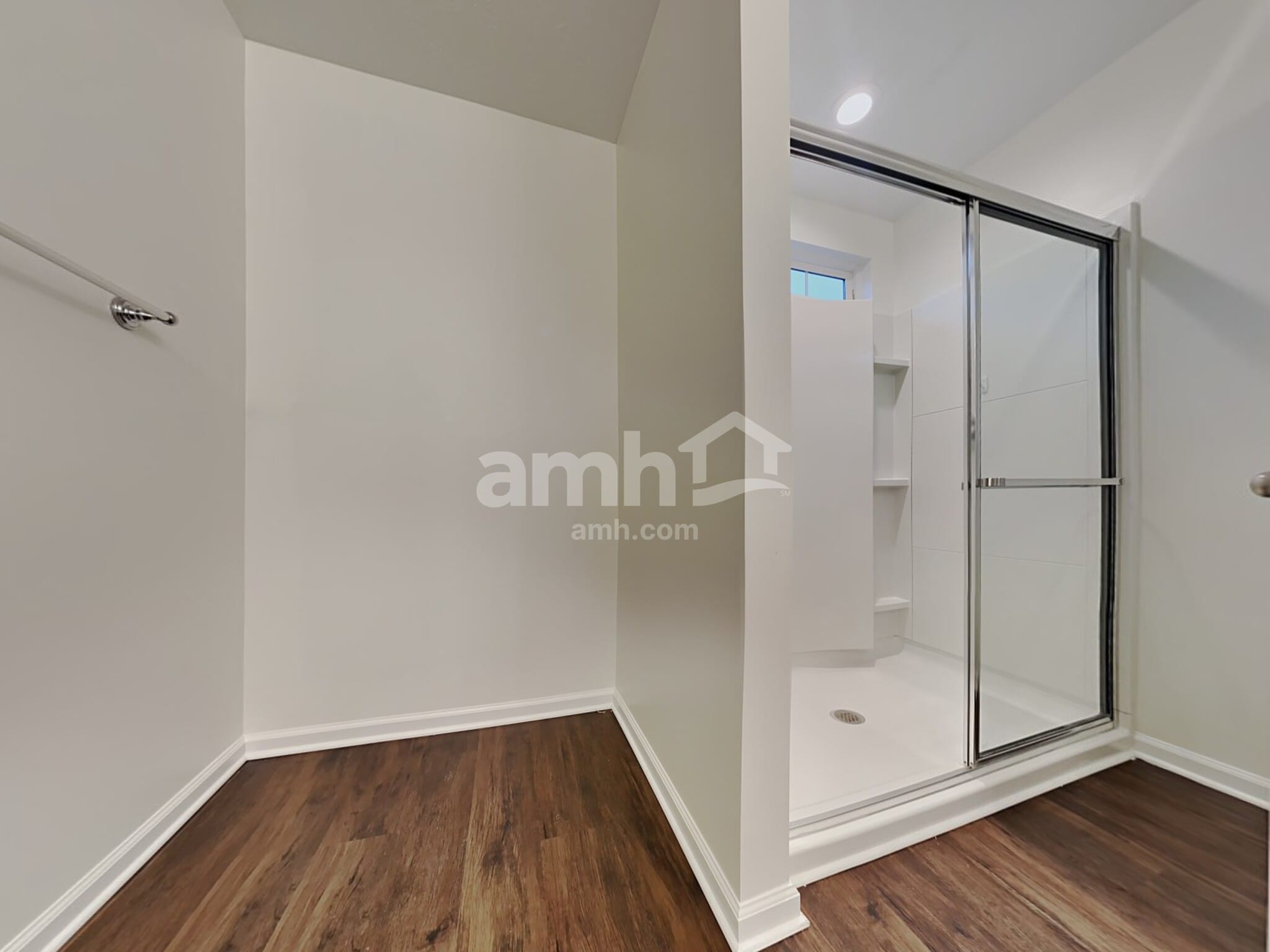 Building Photo - 6605 Shooting Star Dr