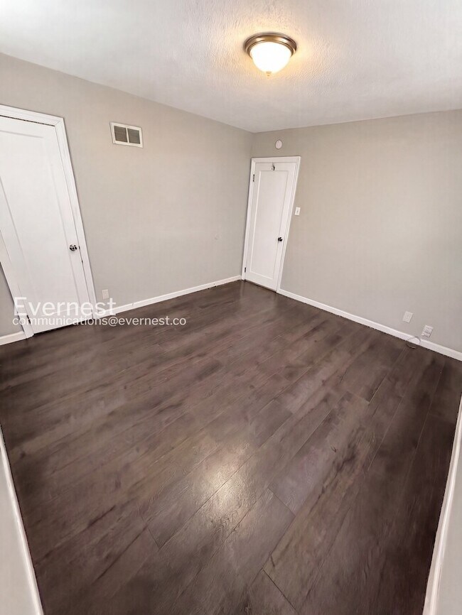 Building Photo - 9224 Kathlyn Dr