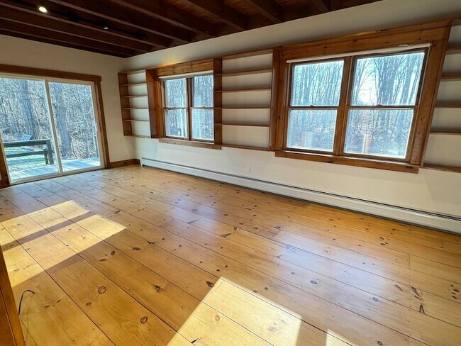 Building Photo - 51 Cabot Ln