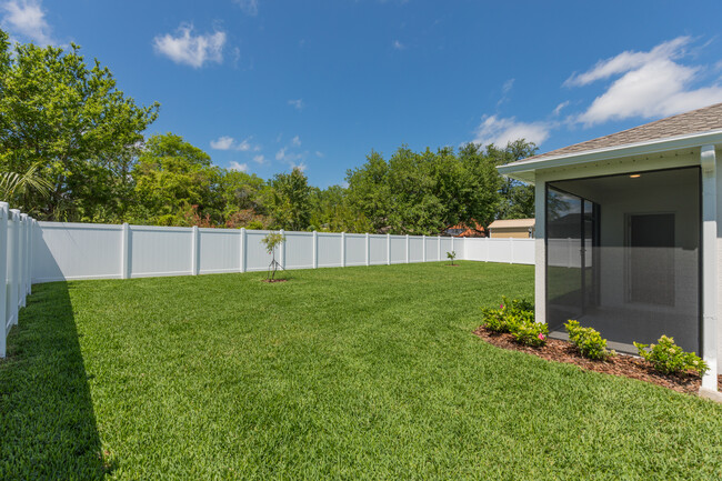 Building Photo - 10 Fairchild Ln